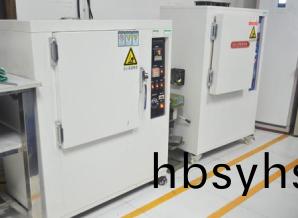 老化(hua)試驗箱(xiang)